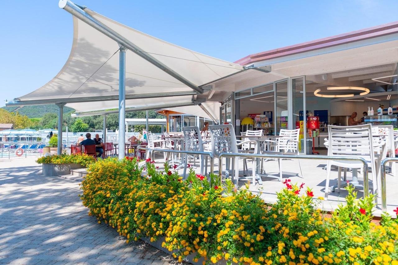 Camping Village Baia Azzurra Castiglione della Pescaia Exterior photo