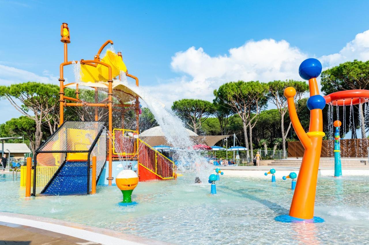 Camping Village Baia Azzurra Castiglione della Pescaia Exterior photo