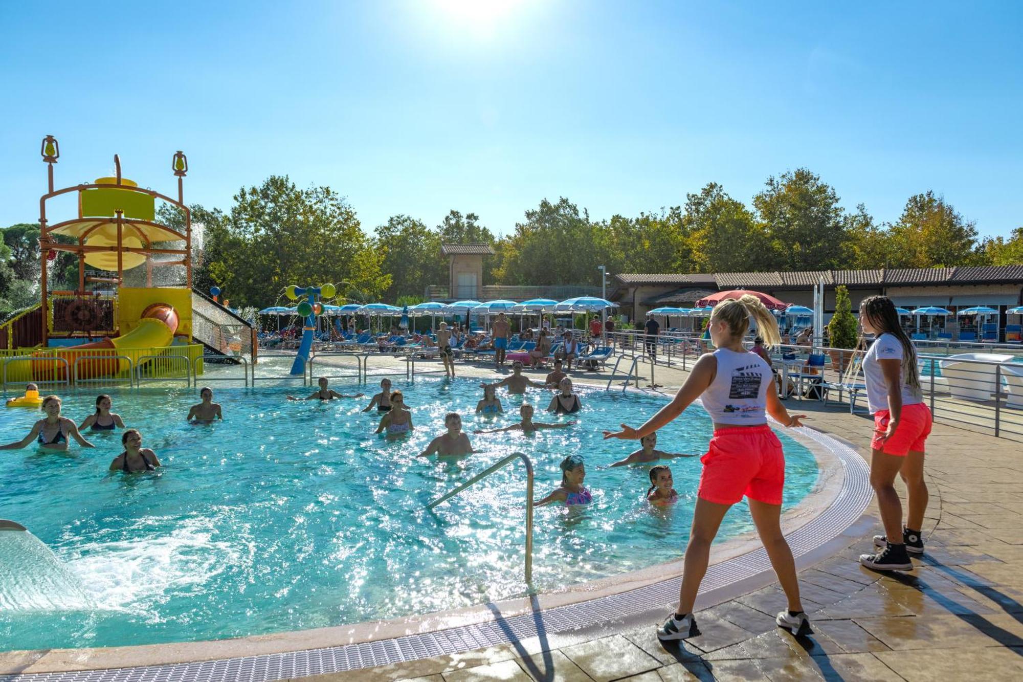 Camping Village Baia Azzurra Castiglione della Pescaia Exterior photo
