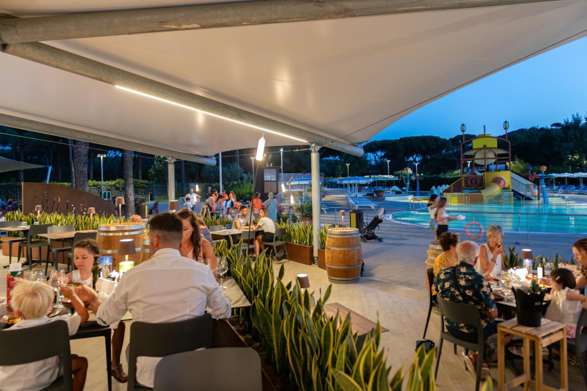 Camping Village Baia Azzurra Castiglione della Pescaia Exterior photo